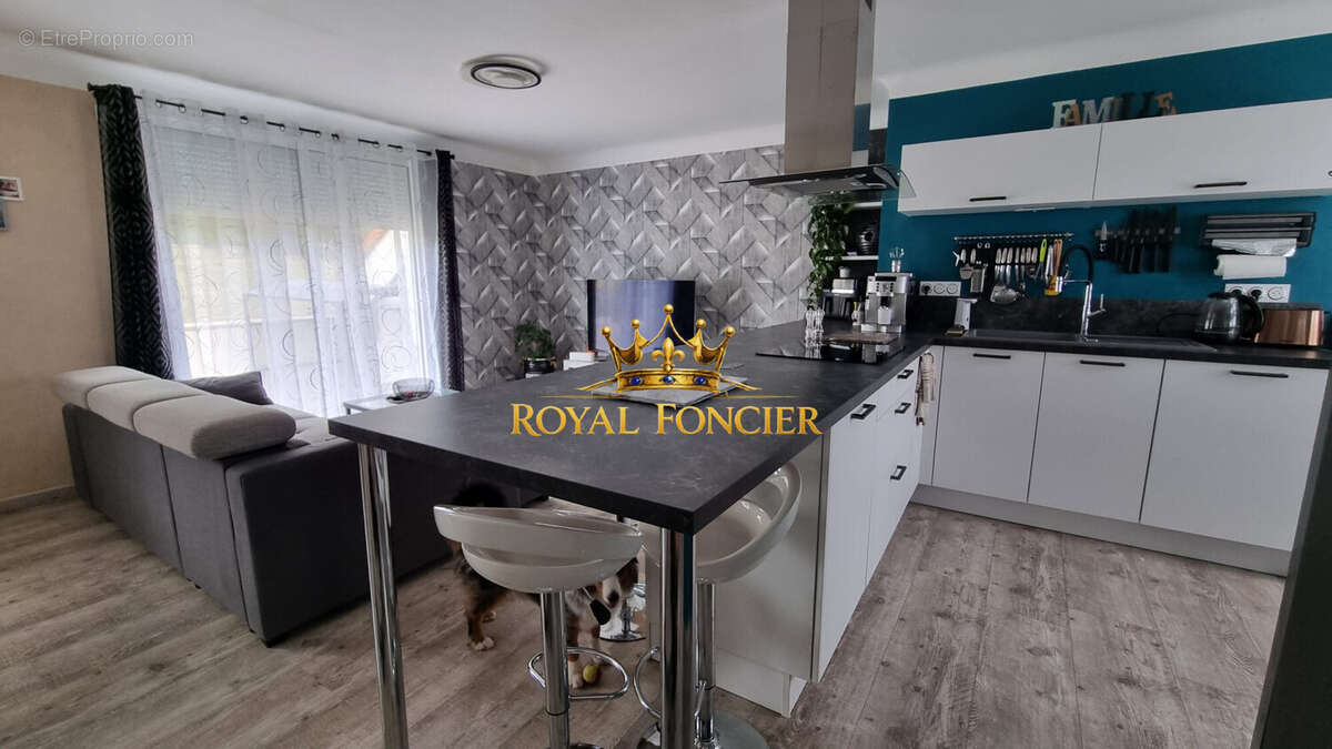 Maison 101 m² à Chatellerault  - photo 4