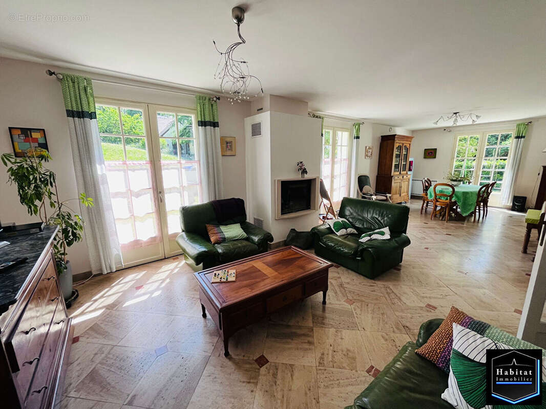 Maison à NANTEUIL-LE-HAUDOUIN