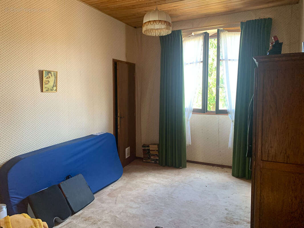 Maison à SAINT-SALVADOUR