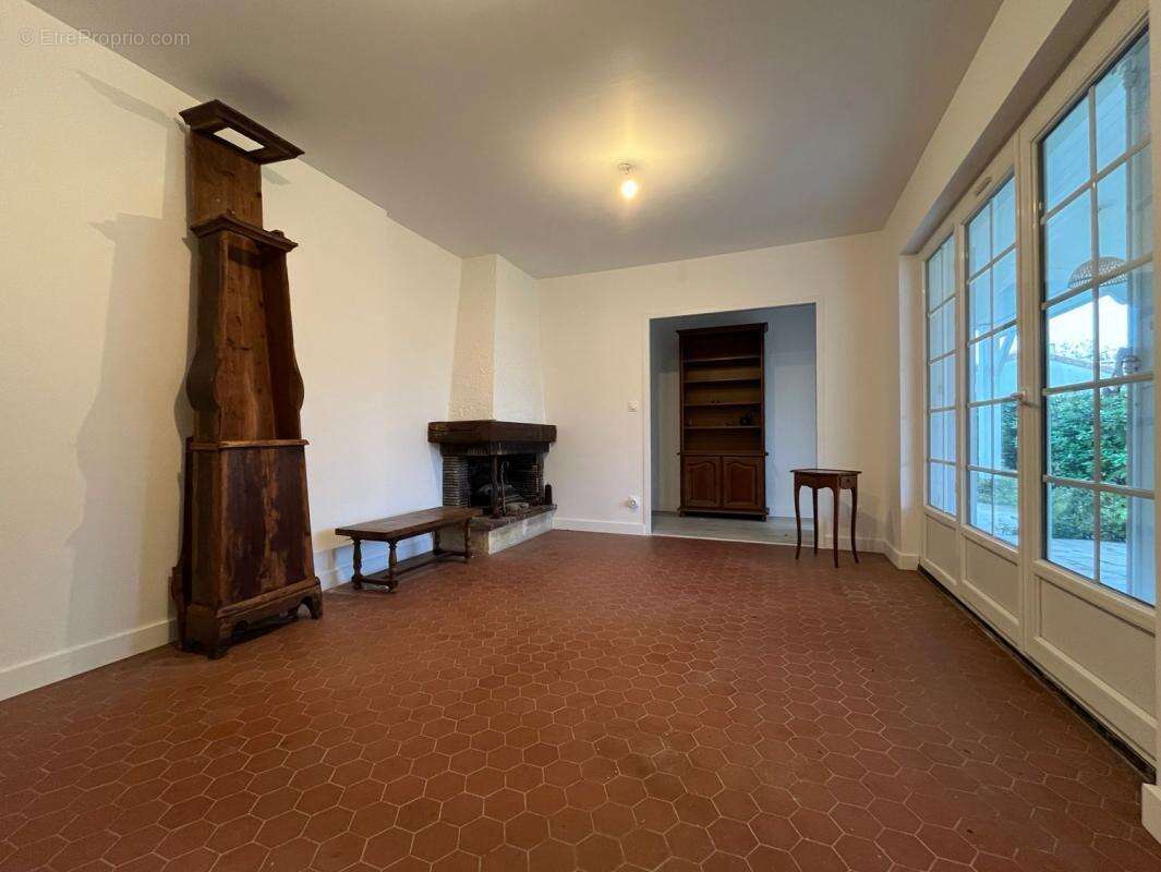 Maison à SAINTE-EULALIE