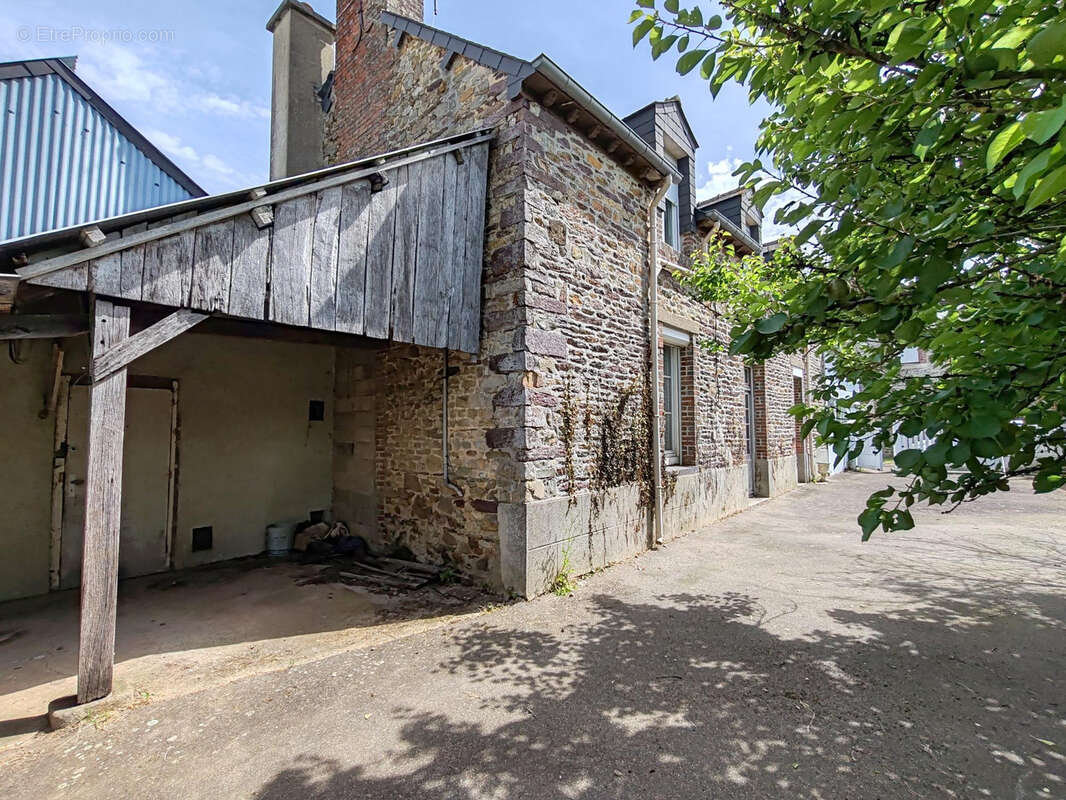 Maison à LE THEIL-DE-BRETAGNE