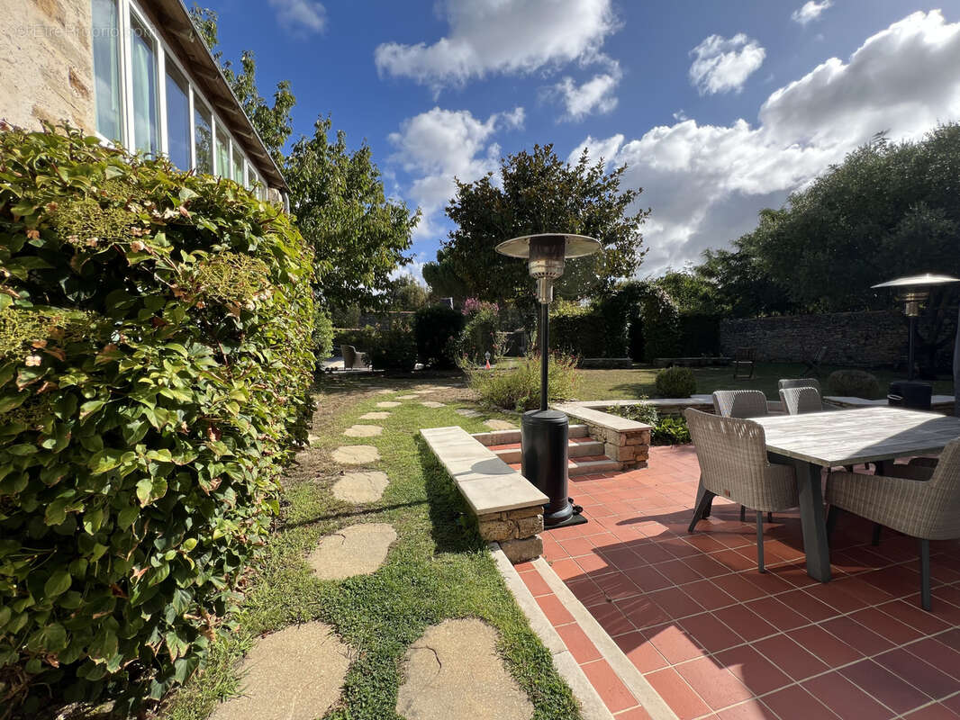 Maison à TALMONT-SAINT-HILAIRE