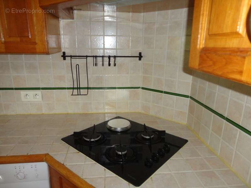 Dpt Tarn (81), à vendre Castres villa P6 de 124 m² sur terrain 358 m² avec terrasse et garage - photo 11