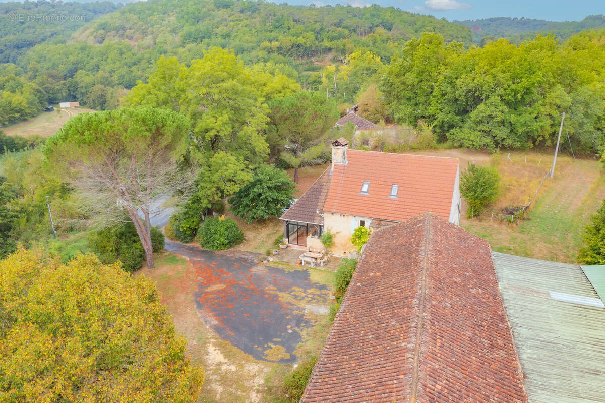 Maison à BLANQUEFORT-SUR-BRIOLANCE