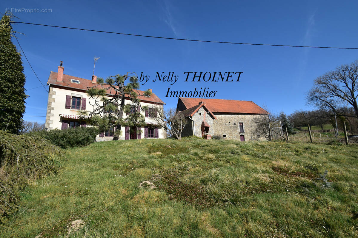 Maison à DONTREIX