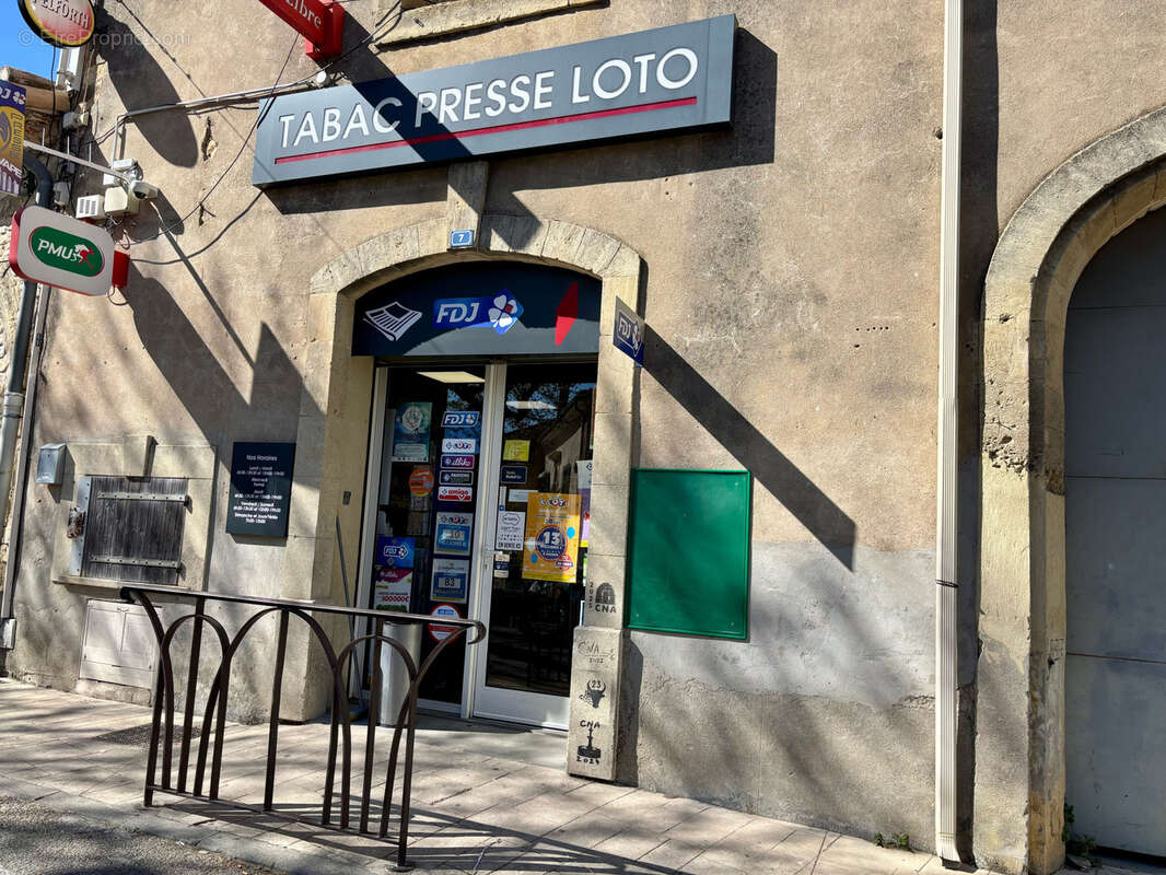 Commerce à NAGES-ET-SOLORGUES