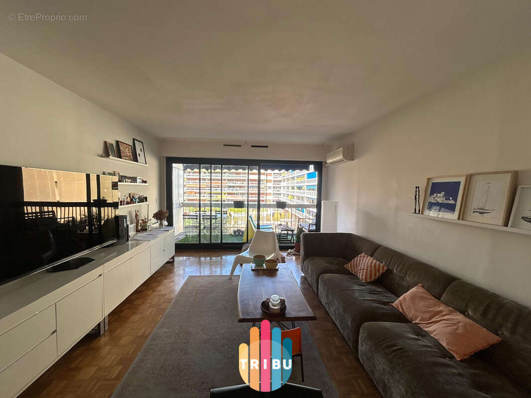 Appartement à MARSEILLE-6E