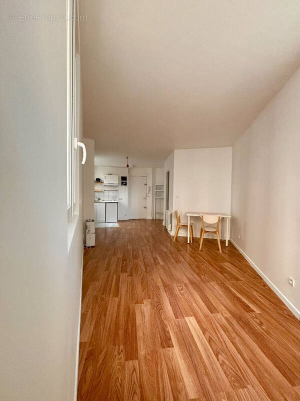 Appartement à PARIS-19E