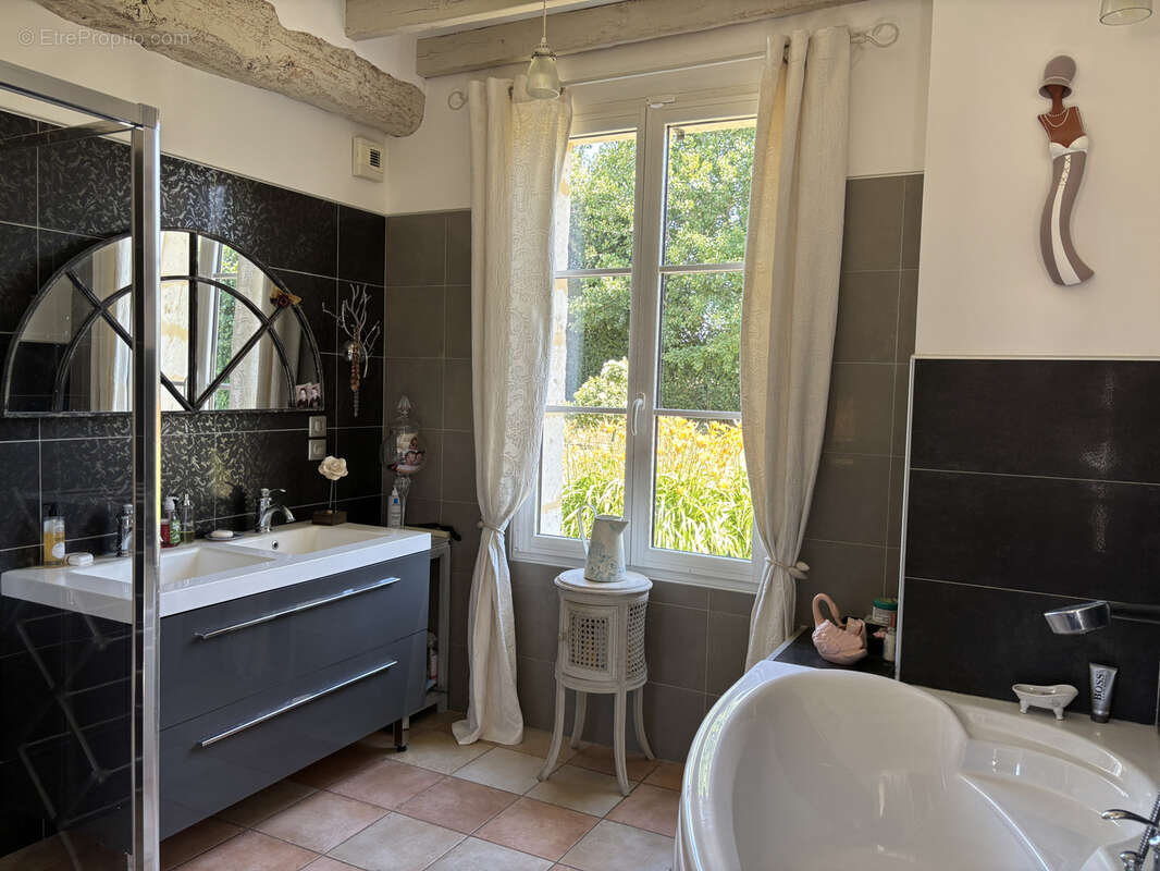 Maison à LE PIN-LA-GARENNE