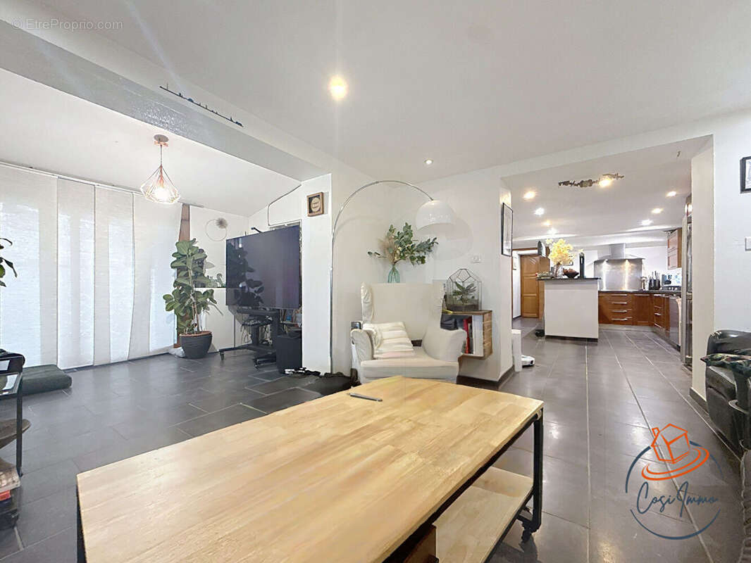 Maison à BELLEGARDE-SUR-VALSERINE