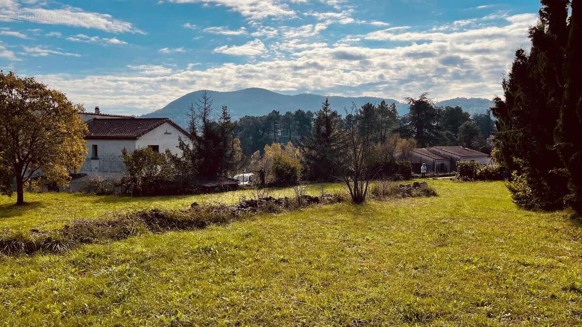 Photo 3 - Terrain à SAINT-FLORENT-SUR-AUZONNET