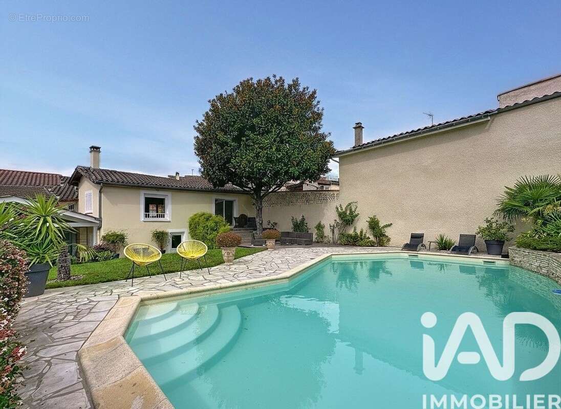 Photo 3 - Maison à CHARLY