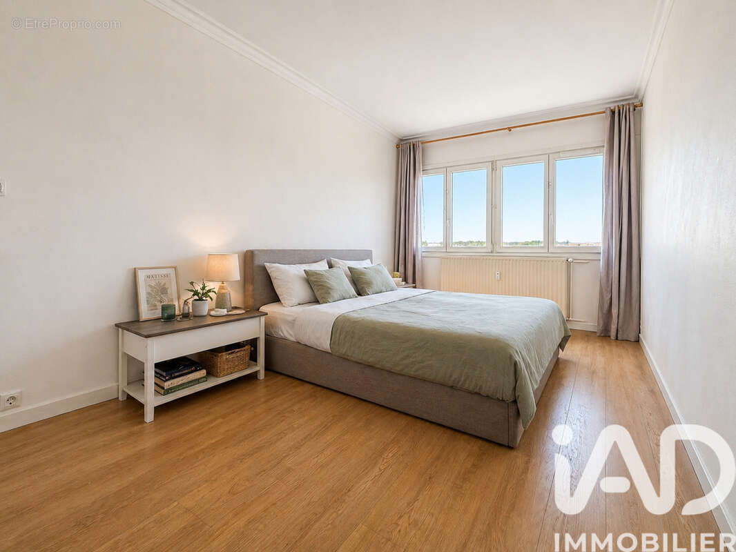 Photo 7 - Appartement à MONS-EN-BAROEUL
