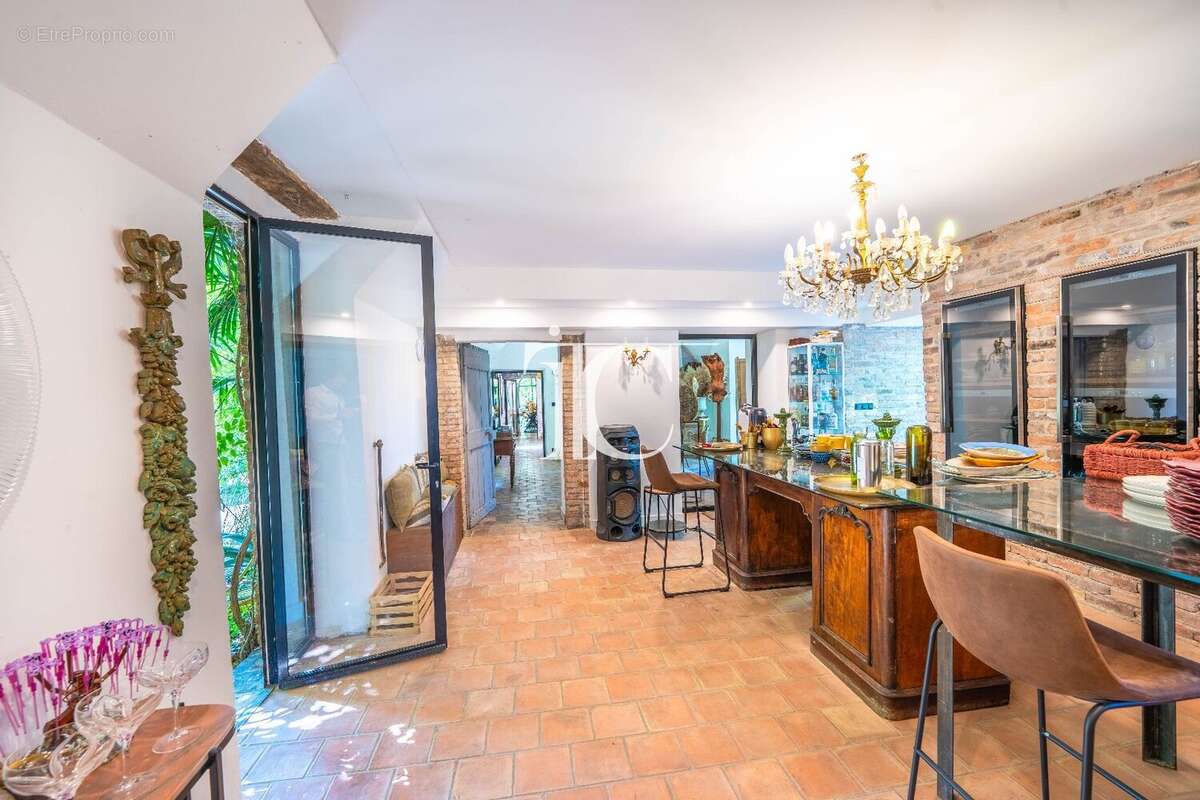 Maison à FLAUX
