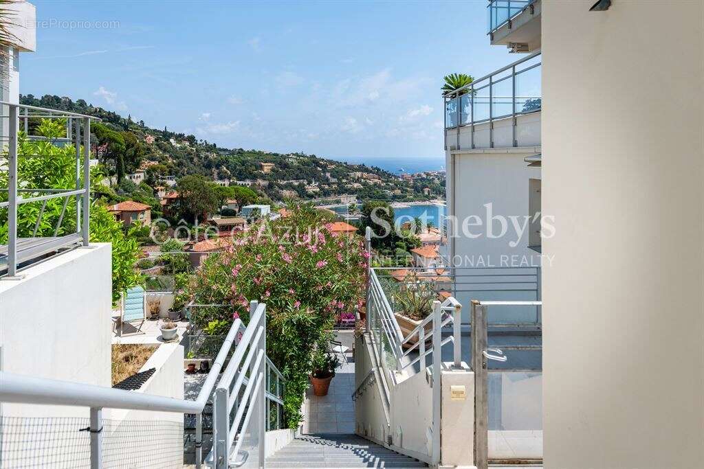 Élégant appartement avec terrasse et vue mer panoramique - photo 19