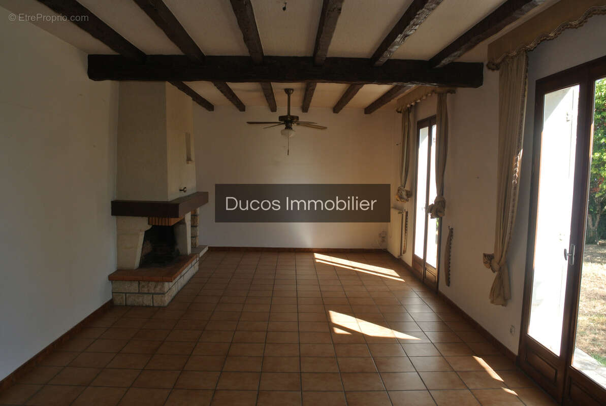 Maison de plain pied 3 chambres et grand garage de 128 m2 - photo 5
