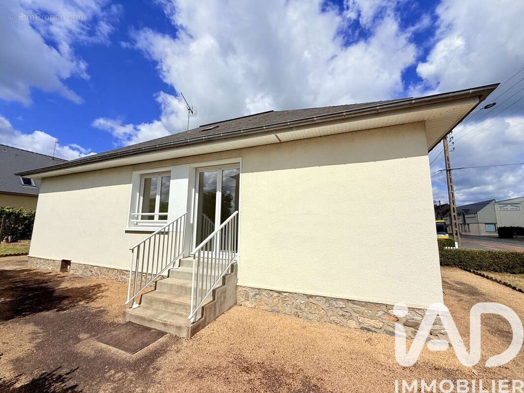 Photo 2 - Maison à MESLAY-DU-MAINE