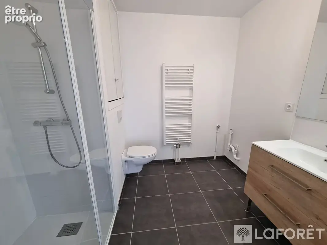 Appartement Epron 2 pièce(s) - Avec balcon et place de parking sécurisée - photo 4