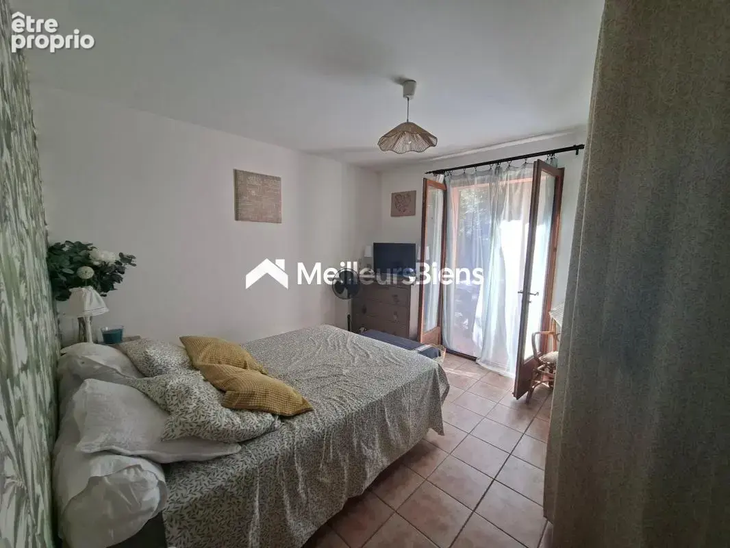 Saint-cyr-sur-mer – villa de plain-pied avec jardin - photo 6