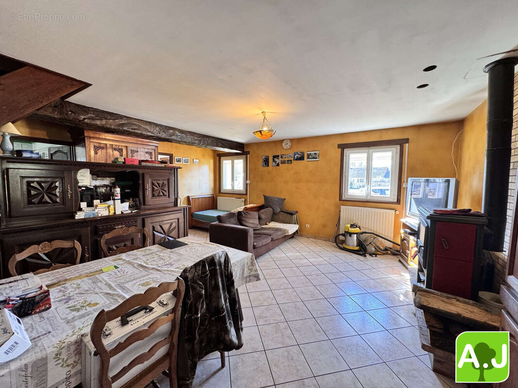 Maison à EZY-SUR-EURE