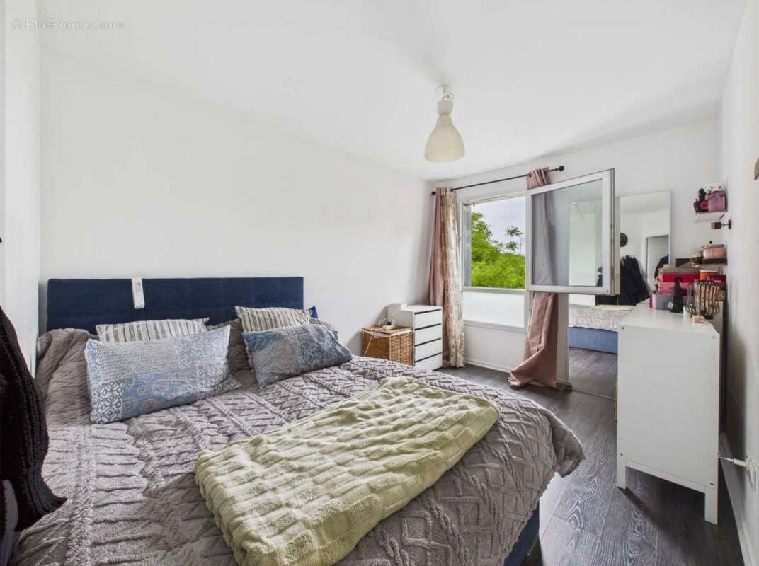 Appartement à EPINAY-SUR-SEINE