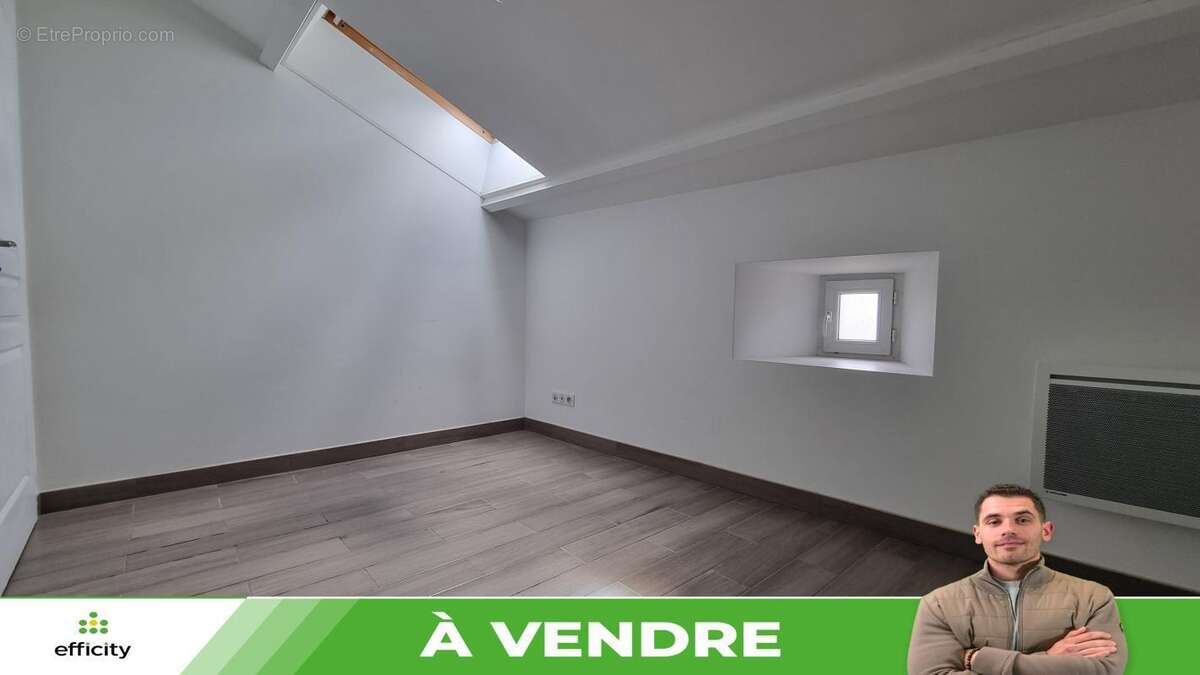 Maison 267 m² à Chaunay  - photo 8