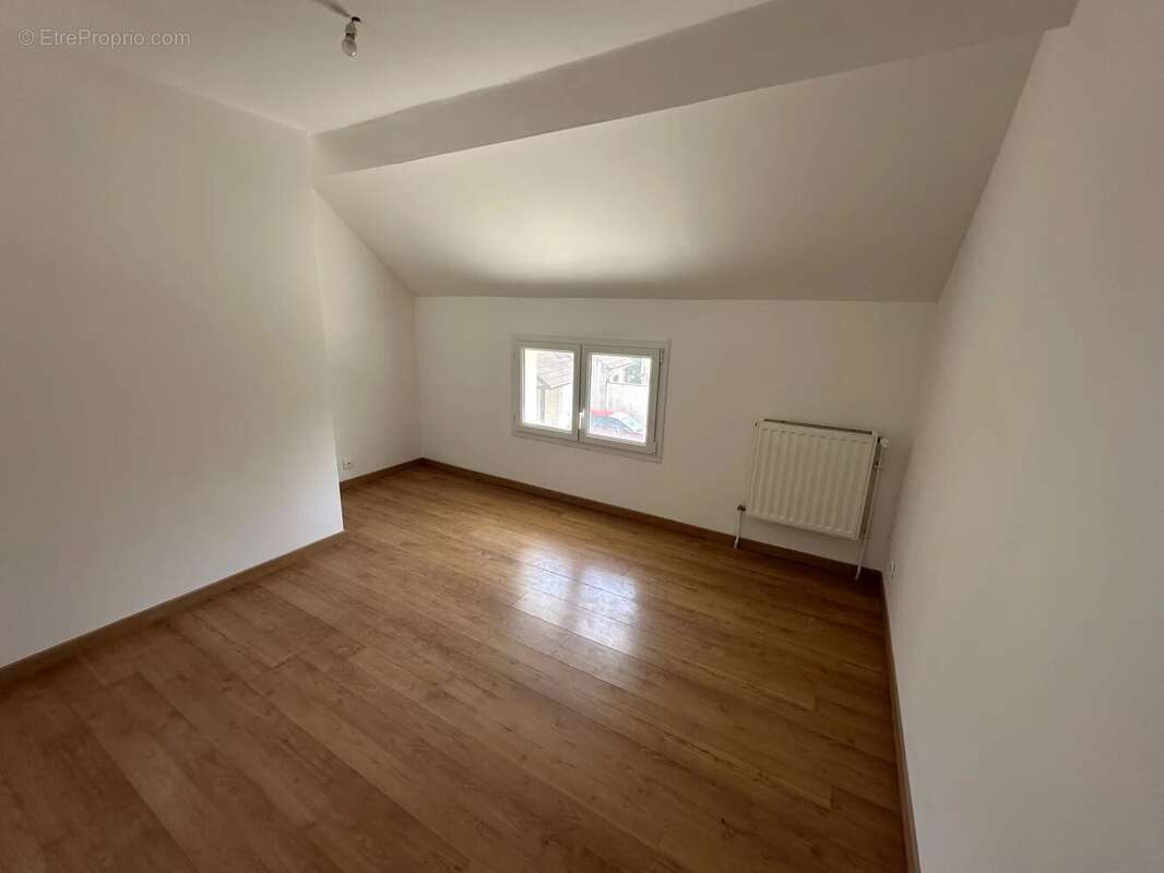 Réf 2262. Maison de ville, 4 chambres - photo 5