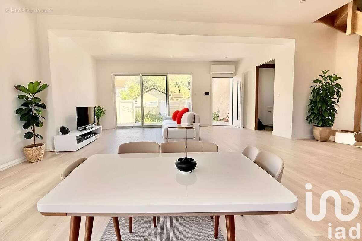 Photo 5 - Maison à CENON