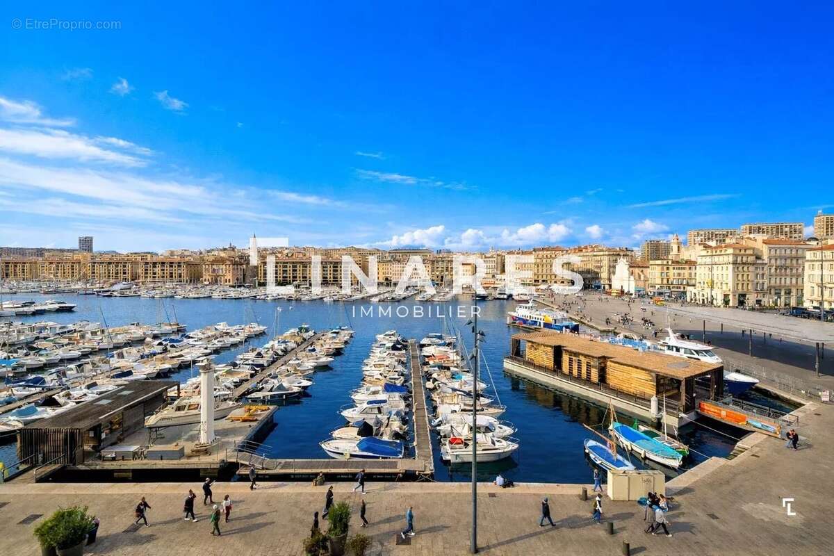 Appartement à MARSEILLE-1E