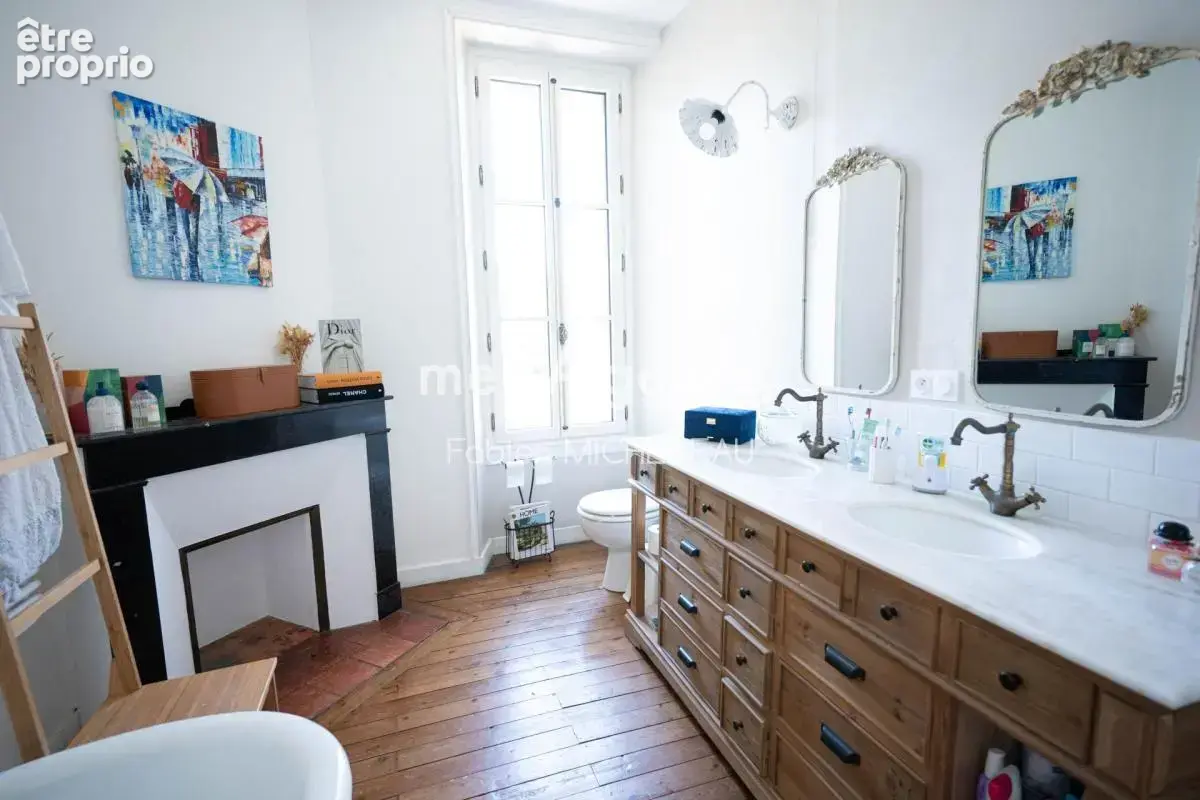 Maison de Maître - Le May sur Evre - 202 m2 - 4 chambres - photo 9