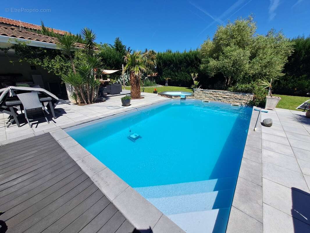 Maison à vendre 6 pièces  (33) - photo 2