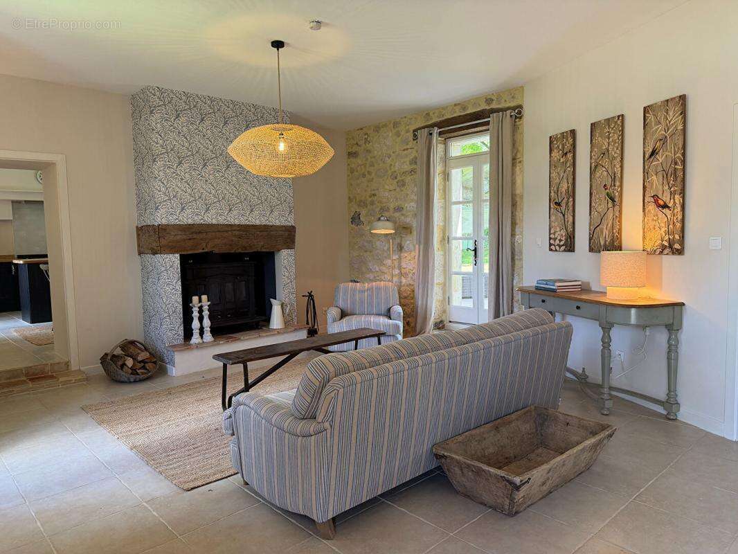 Maison à BEAUMONT-DU-PERIGORD