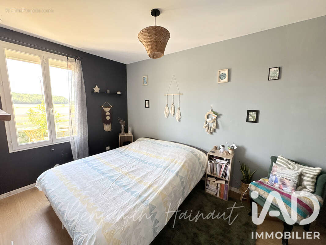 Maison 98 m² à Jouy-Le-Chatel  - photo 6