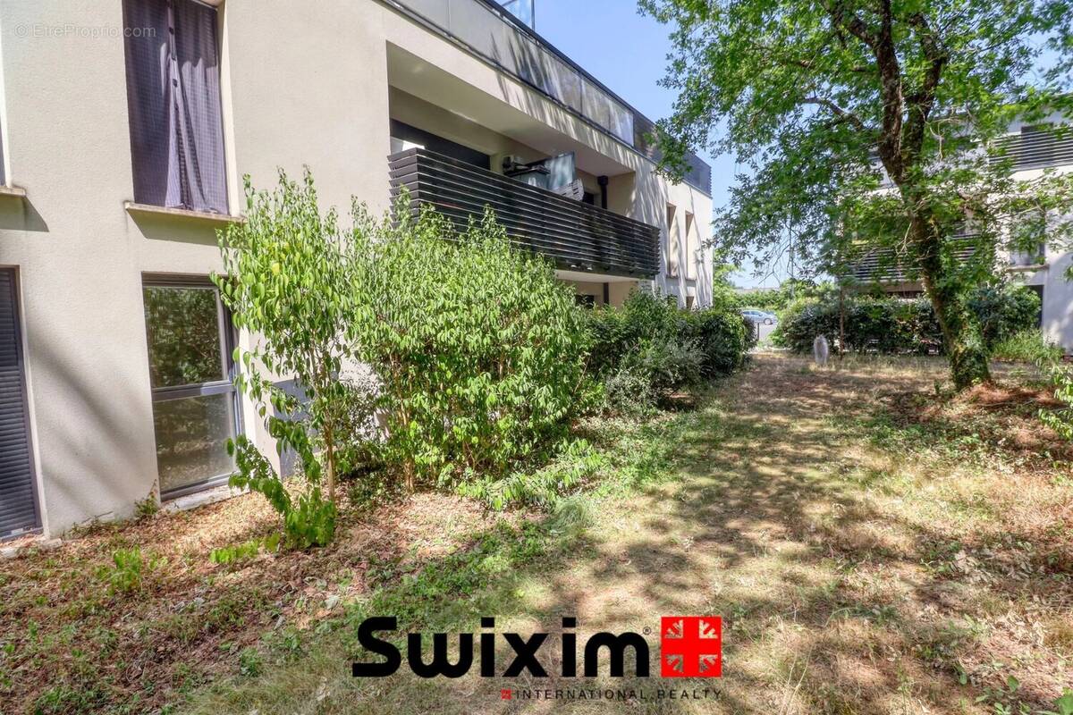 Appartement à PAREMPUYRE