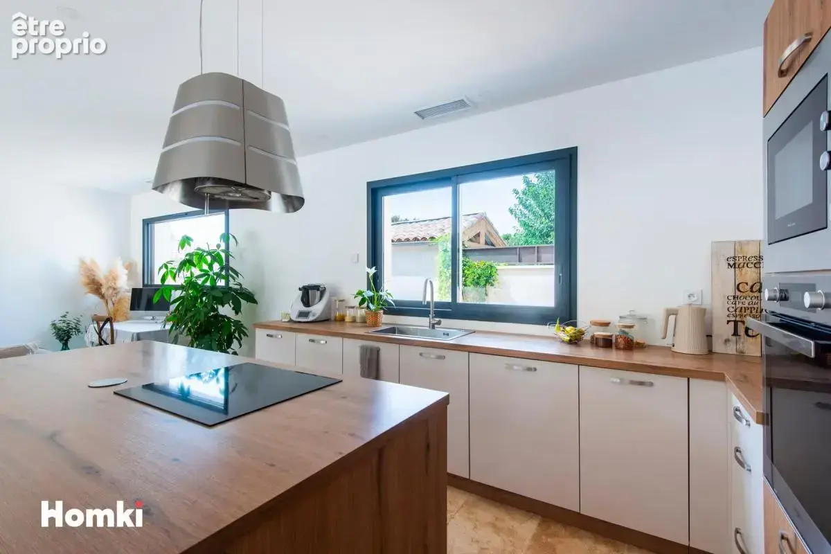 Maison/Villa T5 de 134 m² à L'Isle-sur-la-Sorgue 84800 - photo 6