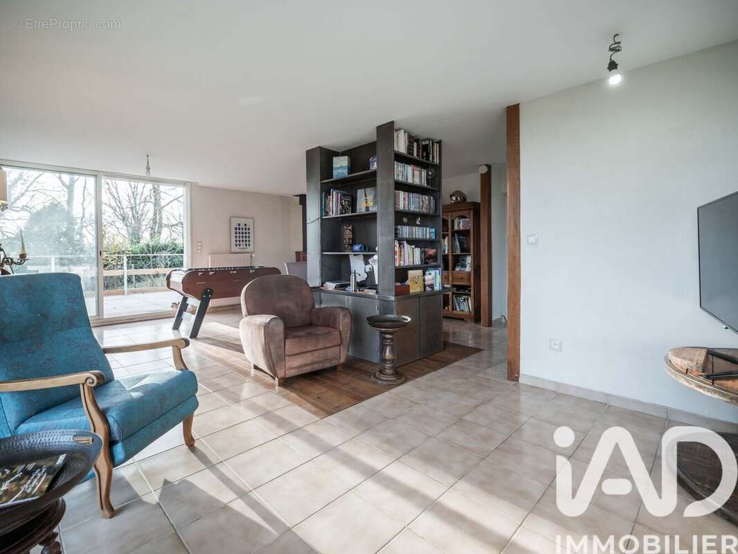 Maison 162 m² à Mourenx  - photo 3