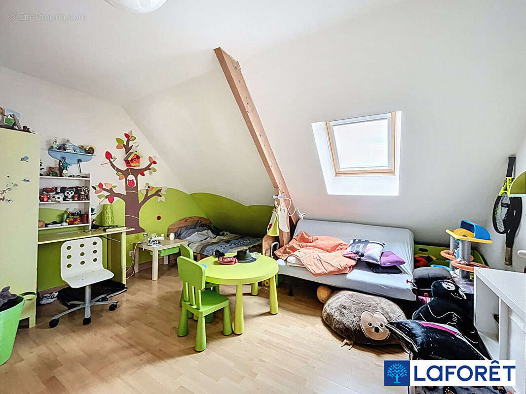 Maison à IS-SUR-TILLE