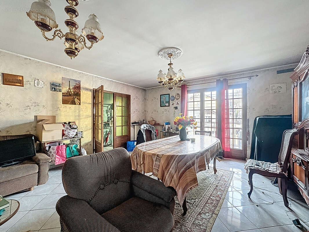 Maison à ATHIS-MONS