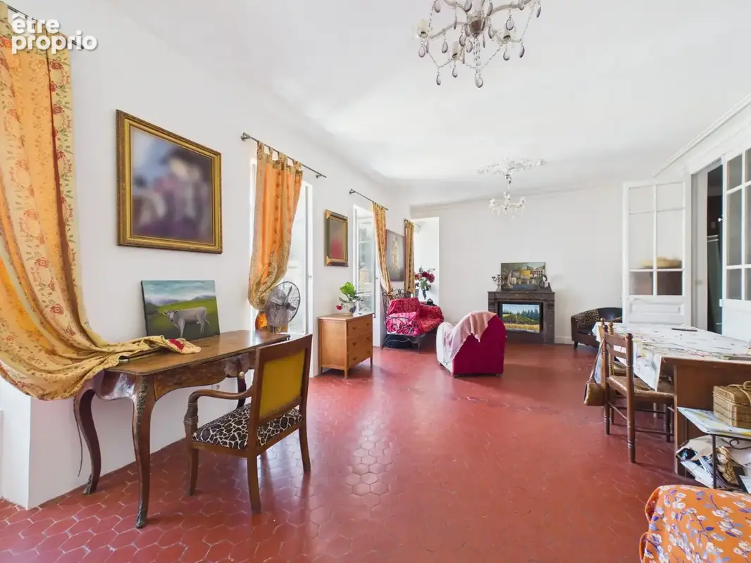 Appartement 5 pièces 86 m² à vendre à Avignon (84000) - photo 2