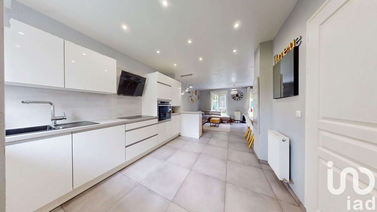 Photo 9 - Maison à MONTEREAU-FAULT-YONNE