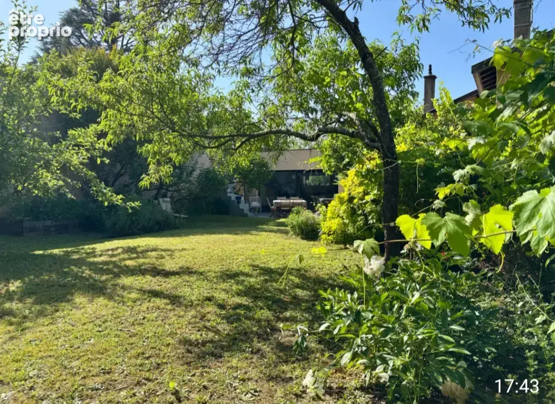 GENAY   Cœur de village  Maison familiale de charme 200 m2 avec jardin clos, grange et revenu locatif - photo 16