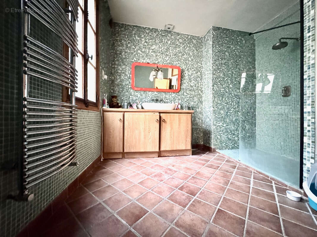Appartement à PARIS-2E