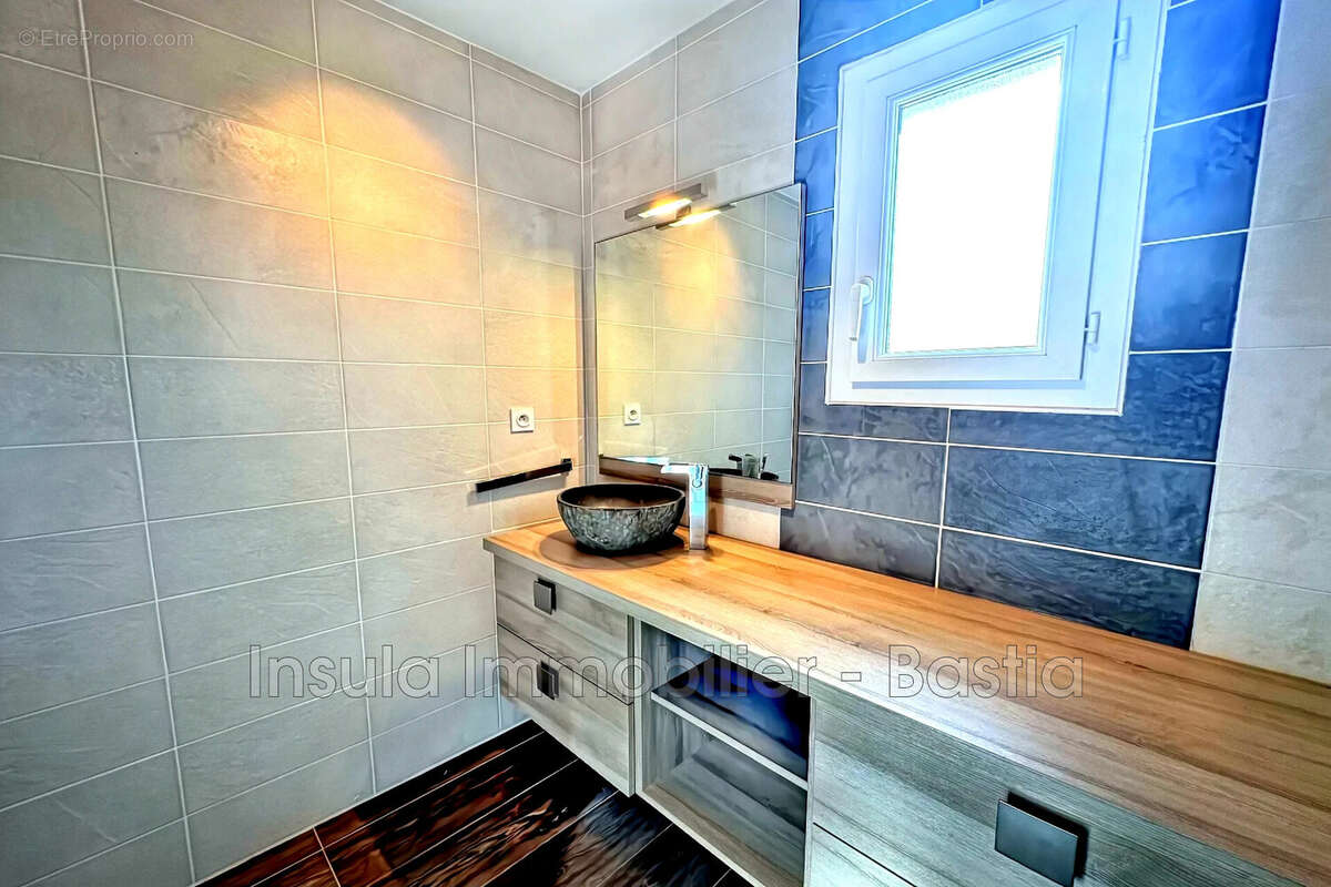 Appartement à BIGUGLIA