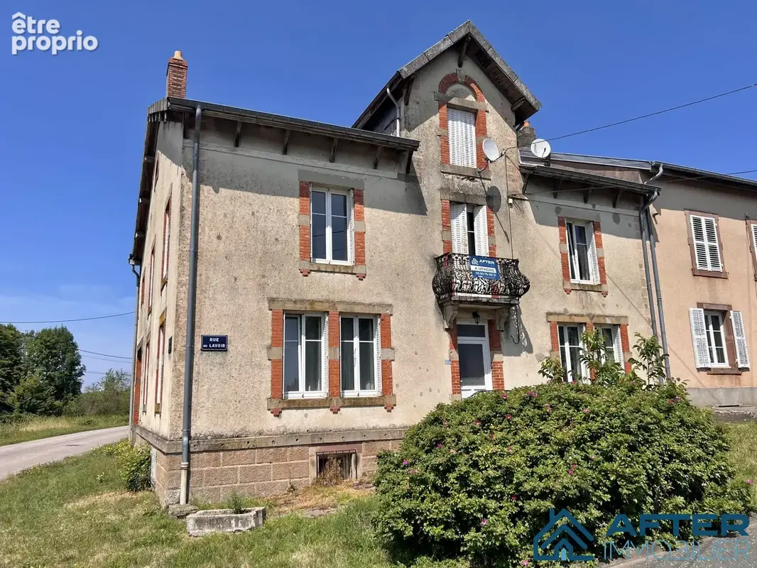 Maison à PARUX