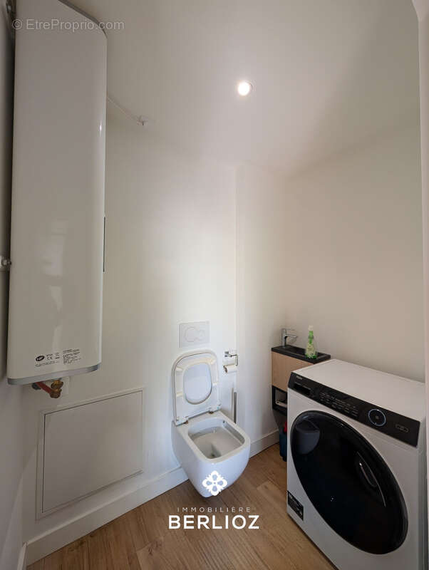 Appartement à MEYLAN