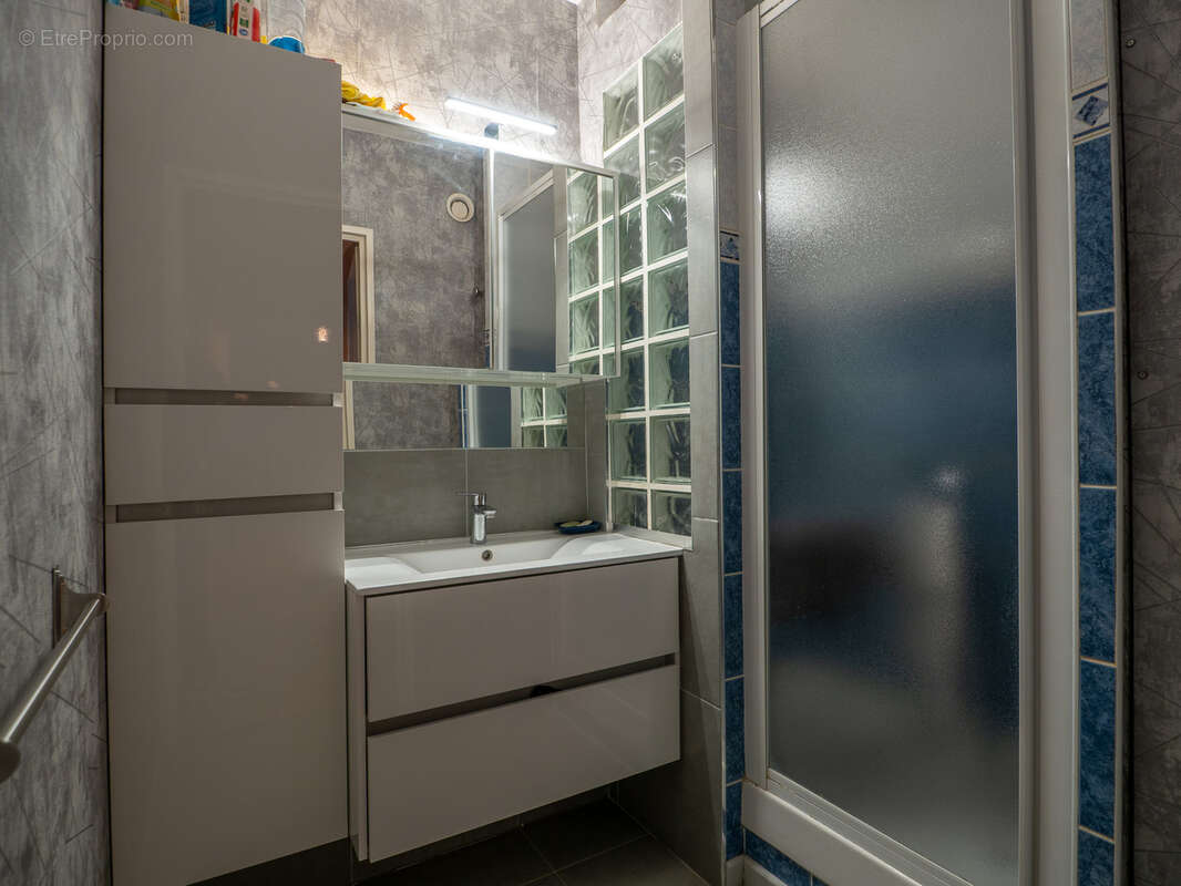 Appartement à MONS-EN-BAROEUL