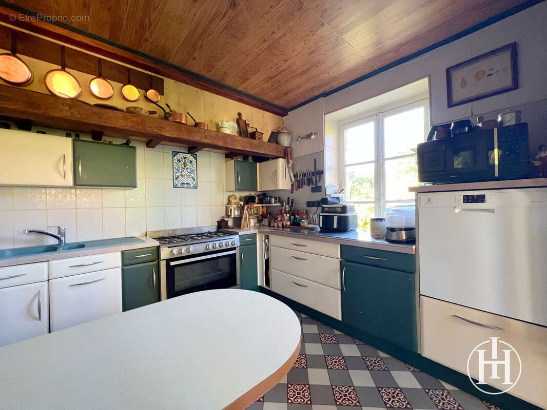 Maison à SAINT-AMAND-MONTROND