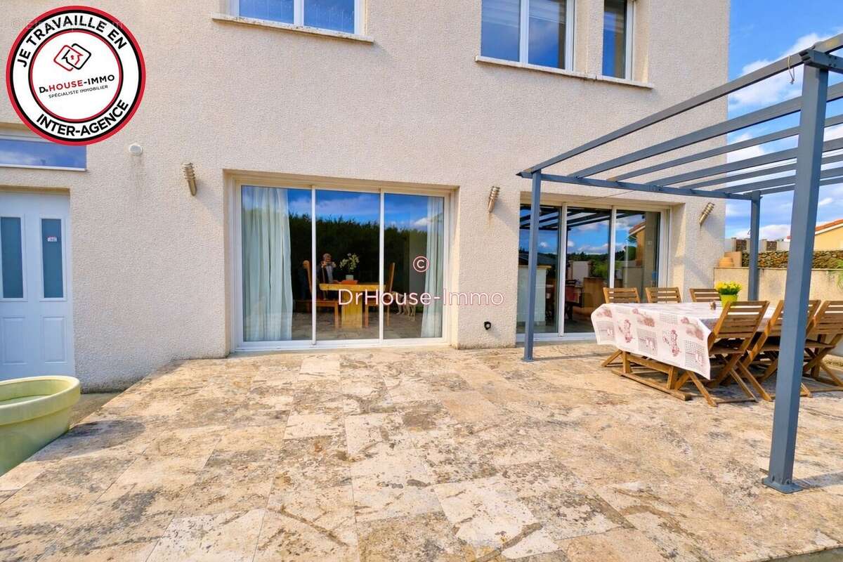 Maison à SAINT-PAL-DE-MONS