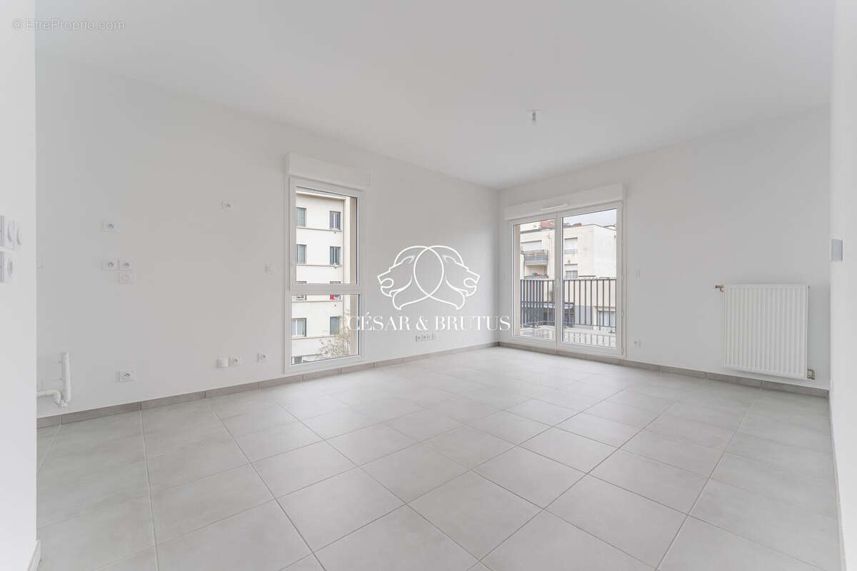Appartement à LYON-8E