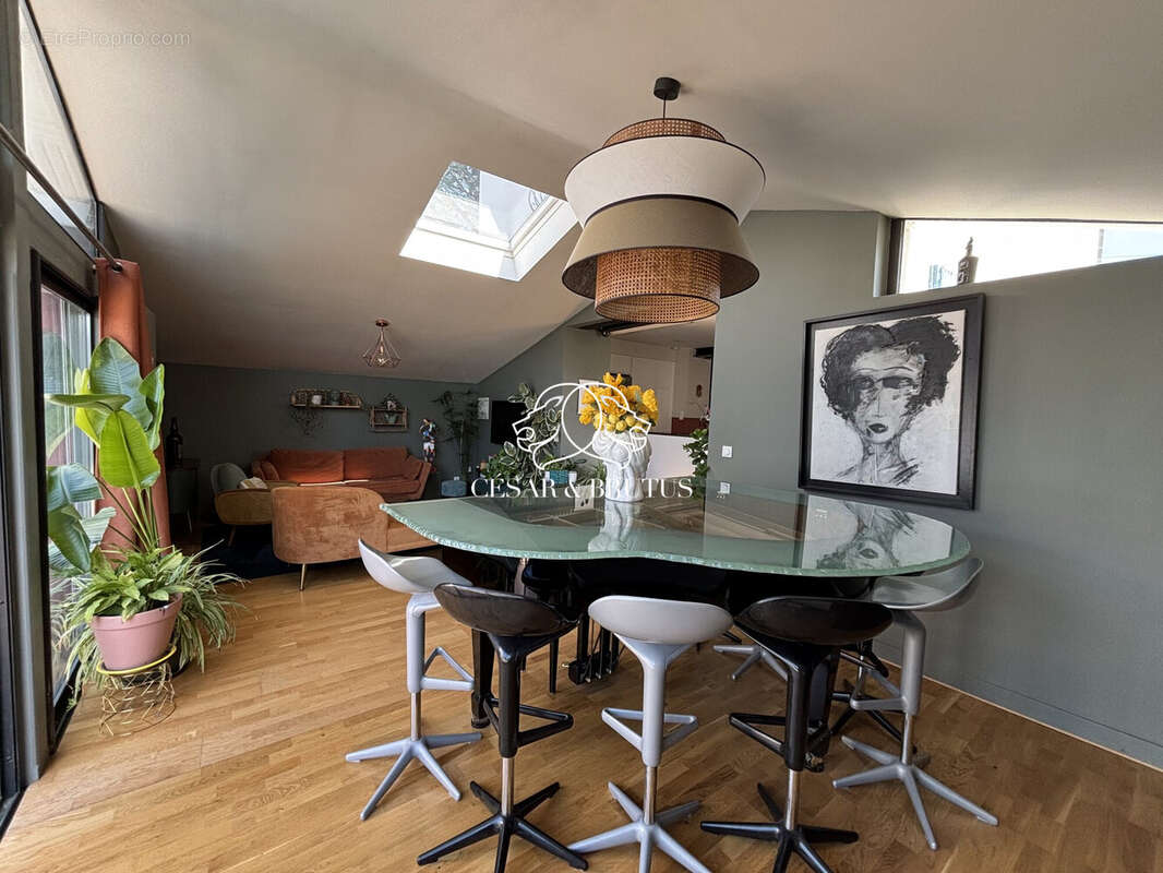 Maison à TASSIN-LA-DEMI-LUNE